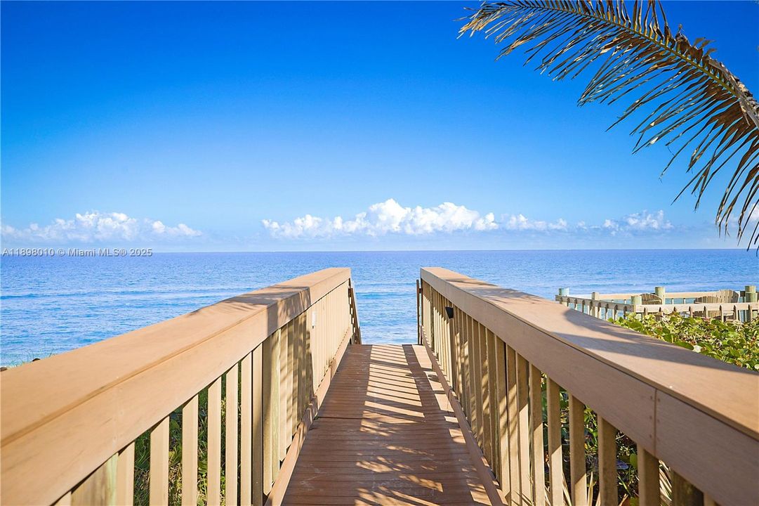 Recientemente alquilado: $14,000 (3 camas, 3 baños, 3500 Pies cuadrados)