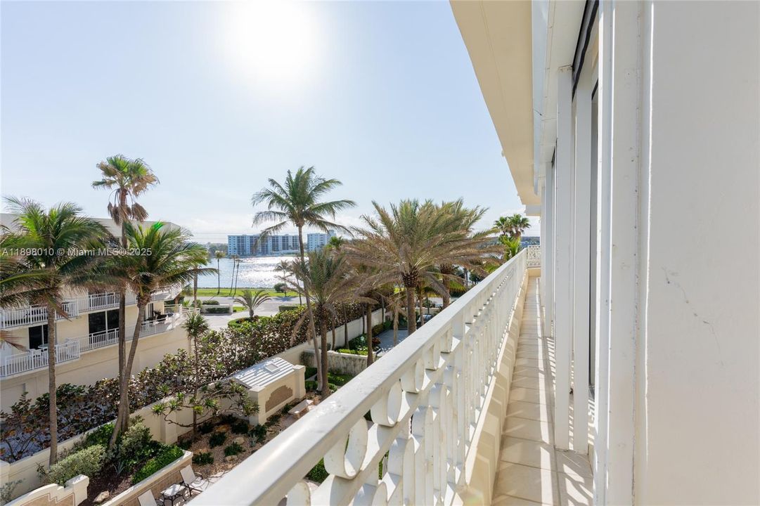 Recientemente alquilado: $14,000 (3 camas, 3 baños, 3500 Pies cuadrados)