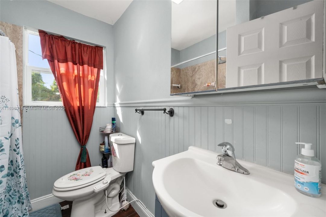 En Venta: $175,000 (2 camas, 1 baños, 938 Pies cuadrados)