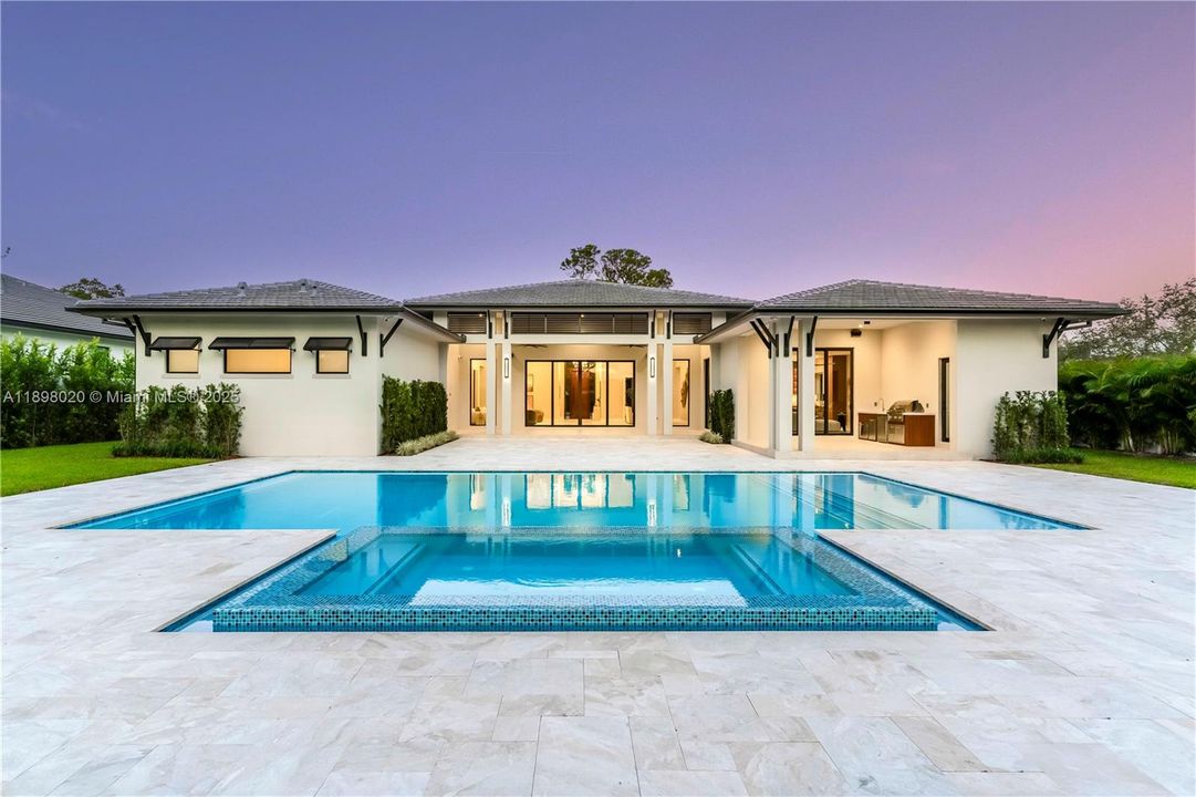 Active With Contract: $4,595,000 (5 beds, 5 baths, 5006 Square Feet)