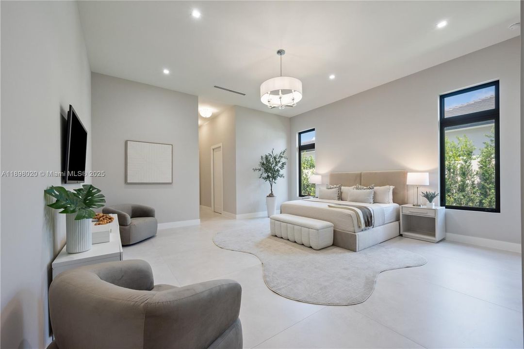 Active With Contract: $4,595,000 (5 beds, 5 baths, 5006 Square Feet)