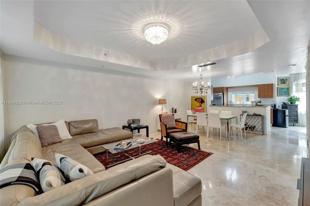 En Venta: $630,000 (2 camas, 2 baños, 1745 Pies cuadrados)