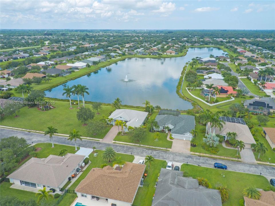 For Sale: $595,000 (3 beds, 2 baths, 2691 Square Feet)