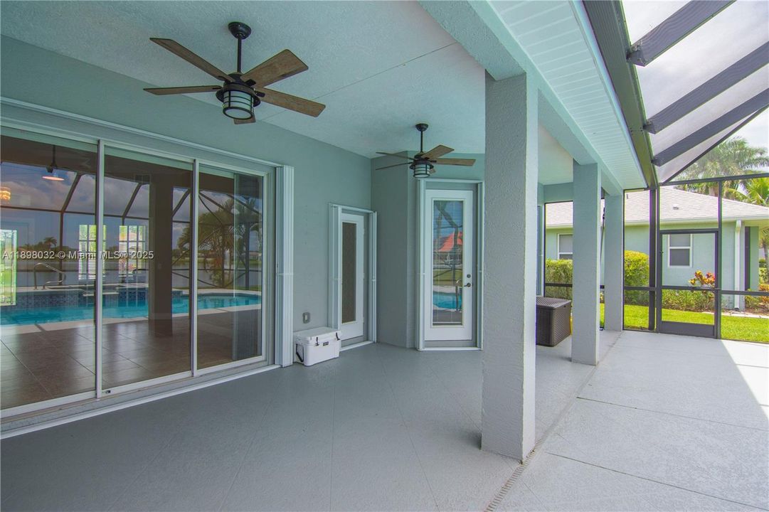 For Sale: $595,000 (3 beds, 2 baths, 2691 Square Feet)