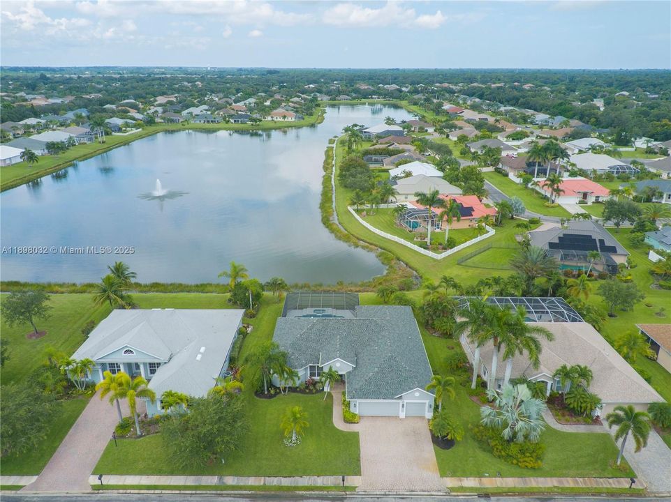 For Sale: $595,000 (3 beds, 2 baths, 2691 Square Feet)