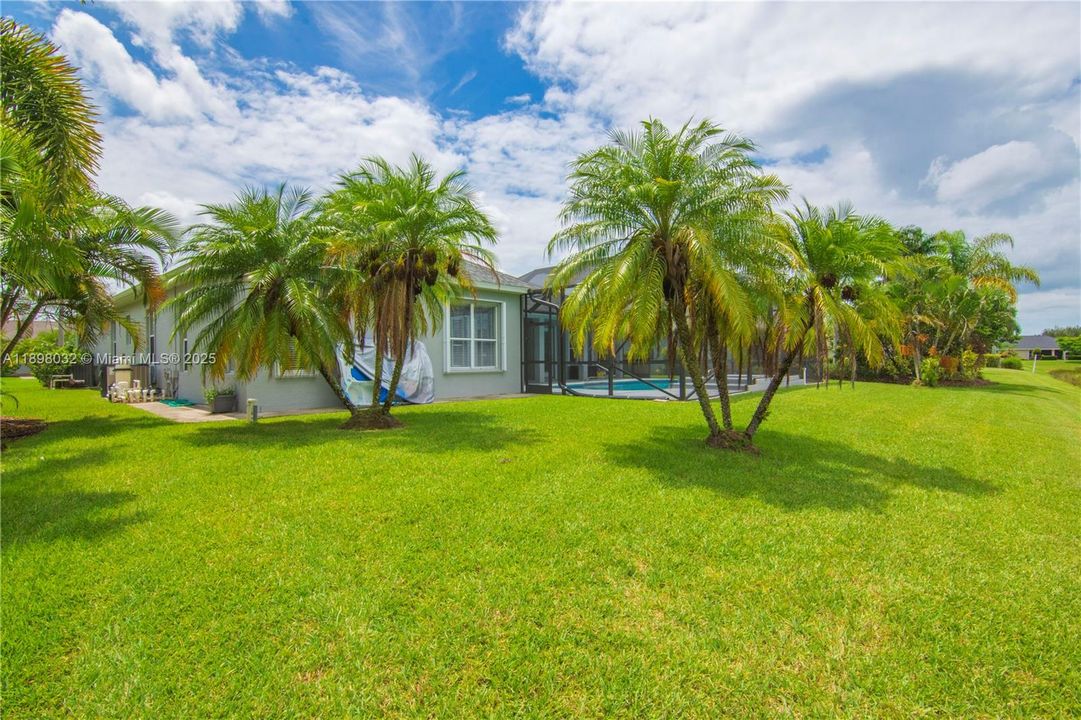 For Sale: $595,000 (3 beds, 2 baths, 2691 Square Feet)