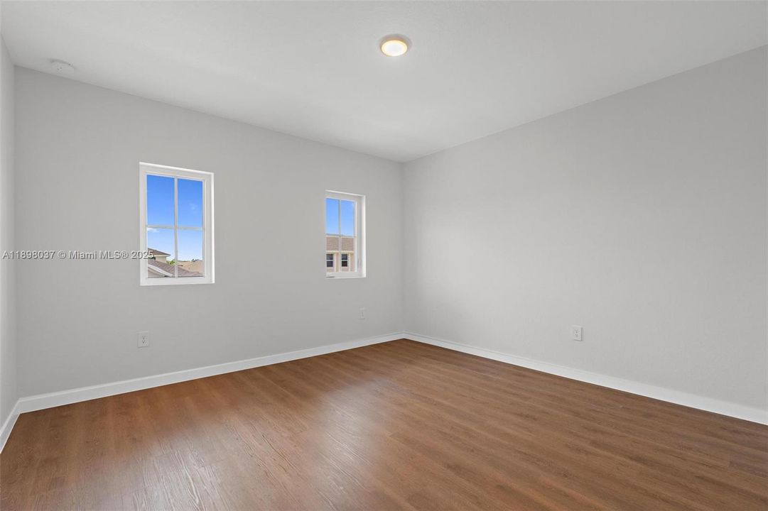 For Sale: $599,990 (5 beds, 3 baths, 0 Square Feet)