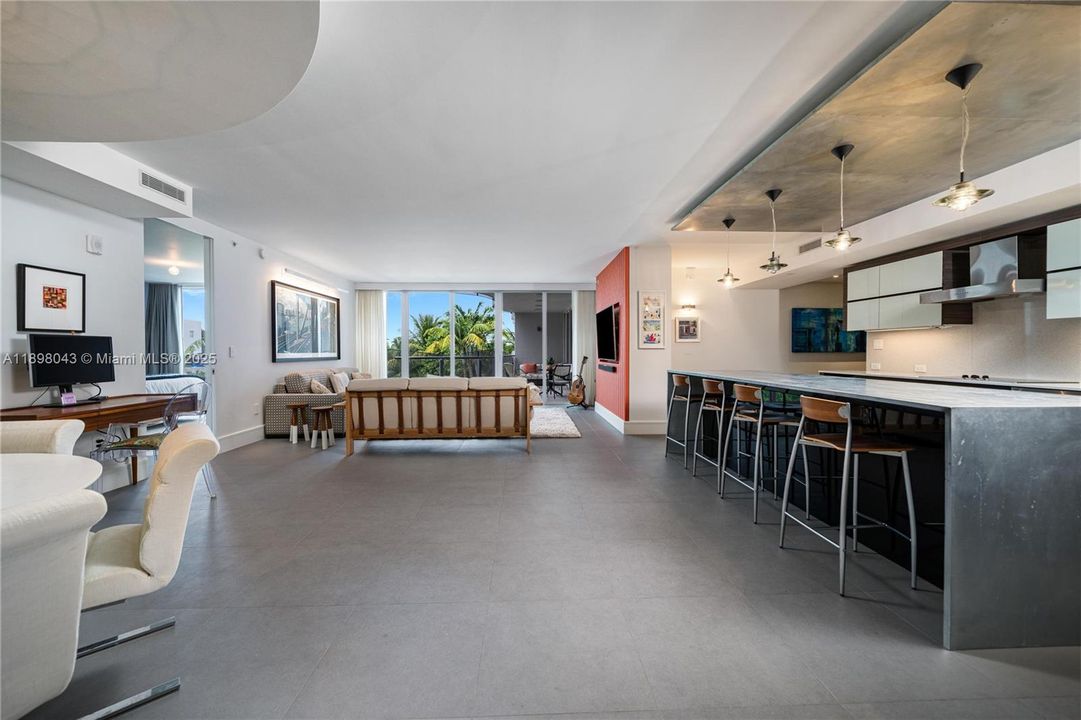 待售: $1,650,000 (3 贝兹, 3 浴室, 1929 平方英尺)