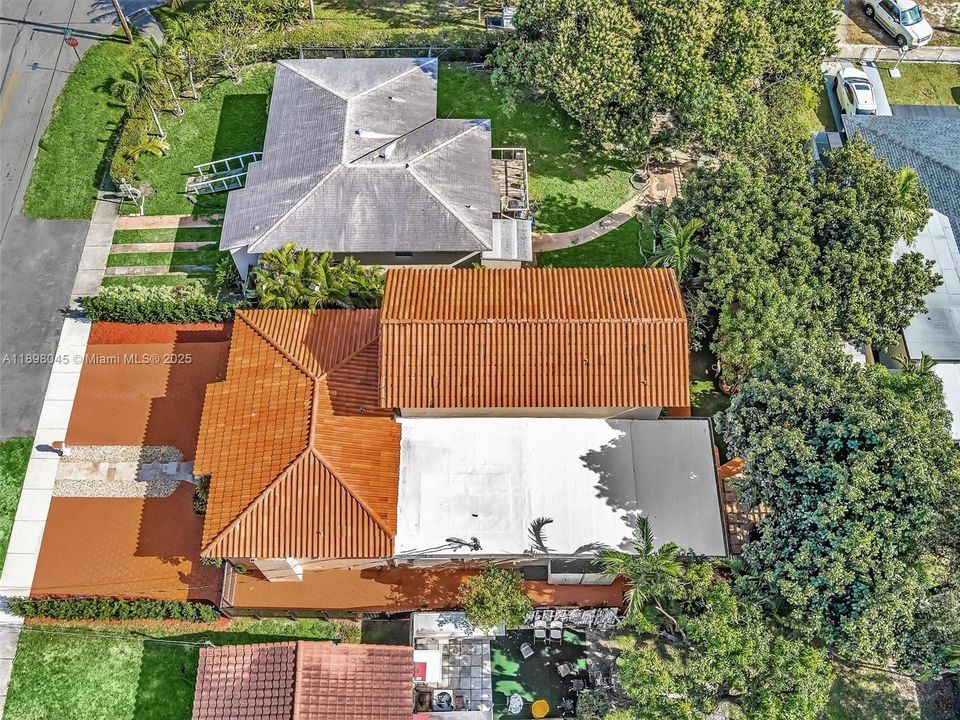 На продажу: $850,000 (4 спален, 3 ванн, 2675 Квадратных фут)