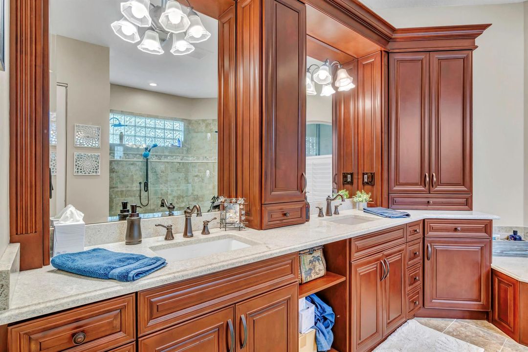 Primar Bathroom
