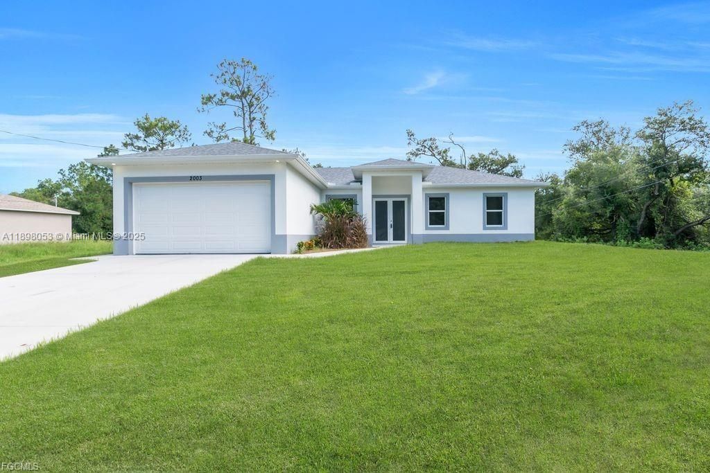 For Sale: $314,900 (3 beds, 2 baths, 1493 Square Feet)