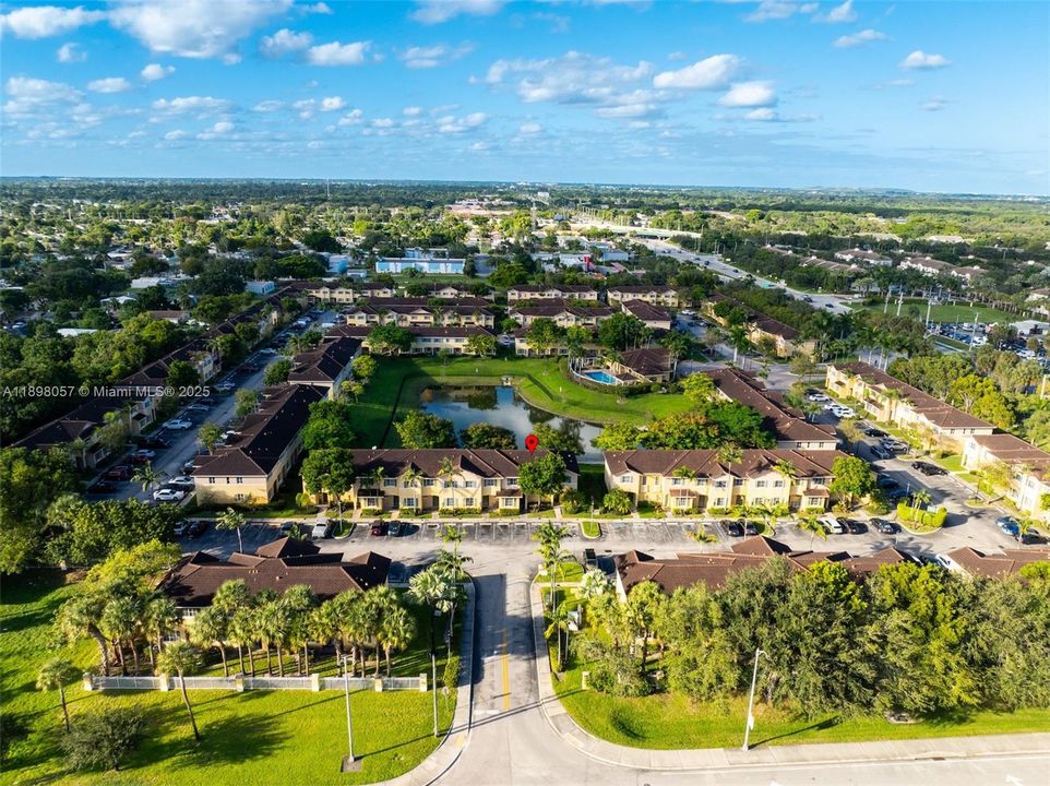 En Venta: $325,000 (2 camas, 2 baños, 1161 Pies cuadrados)