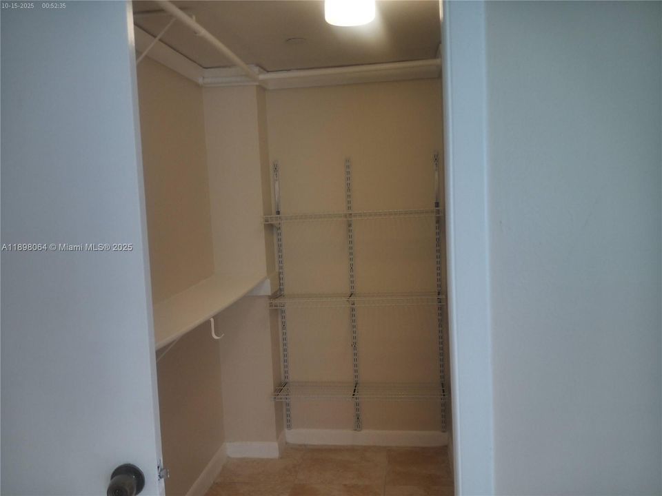 Active With Contract: $2,500 (3 beds, 2 baths, 1040 Square Feet)