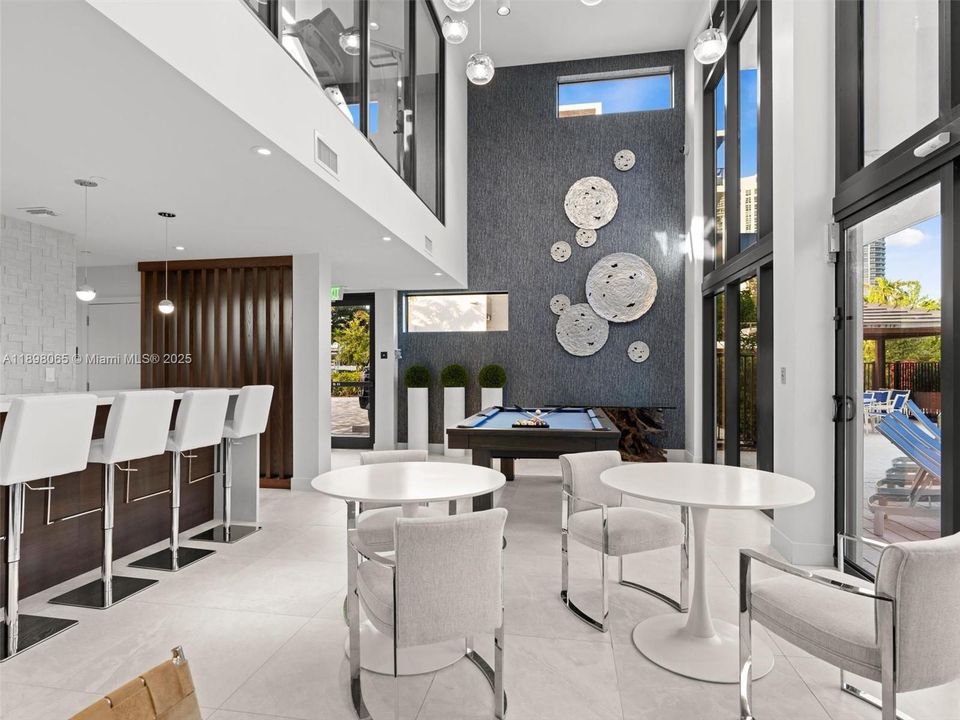 For Sale: $1,400,000 (3 beds, 3 baths, 1944 Square Feet)