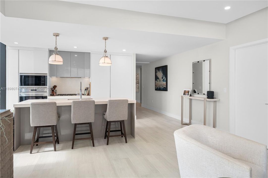 For Sale: $3,125,000 (3 beds, 4 baths, 2743 Square Feet)