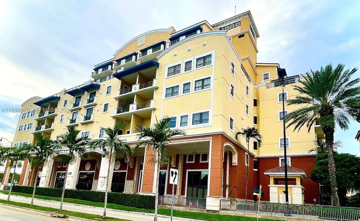 В аренду: $2,950 (2 спален, 2 ванн, 1145 Квадратных фут)