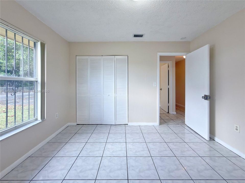 Active With Contract: $365,000 (4 beds, 2 baths, 1658 Square Feet)