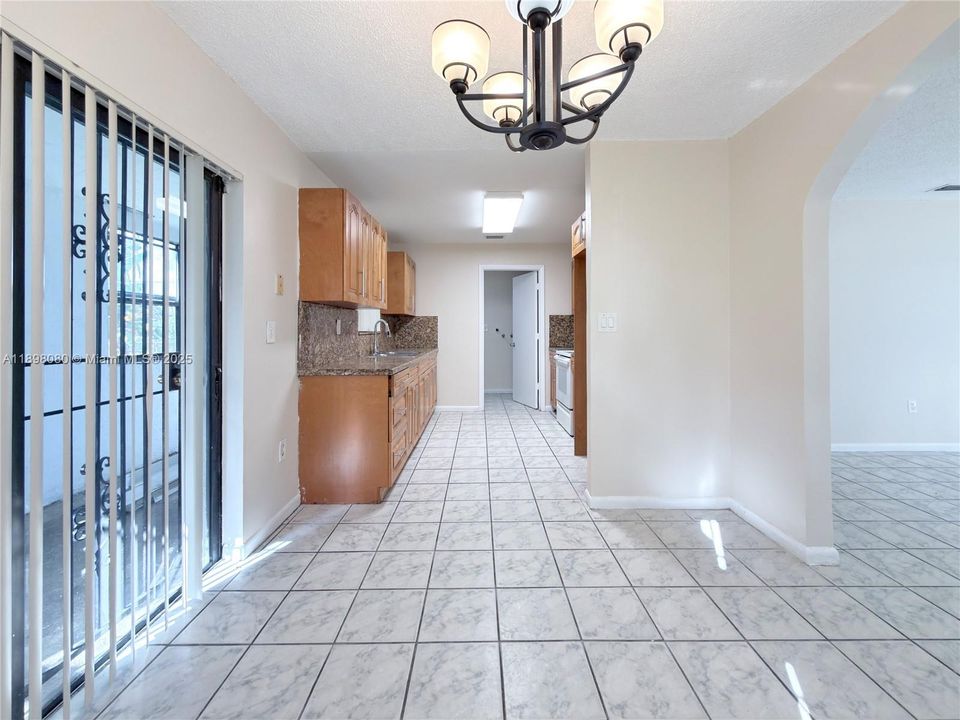 Active With Contract: $365,000 (4 beds, 2 baths, 1658 Square Feet)