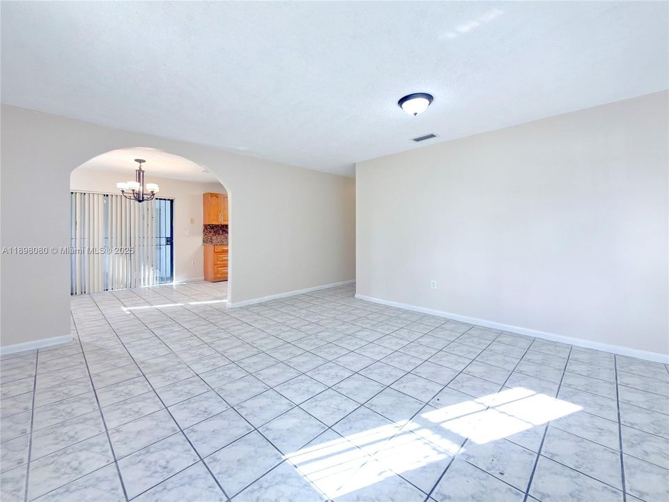 Active With Contract: $365,000 (4 beds, 2 baths, 1658 Square Feet)