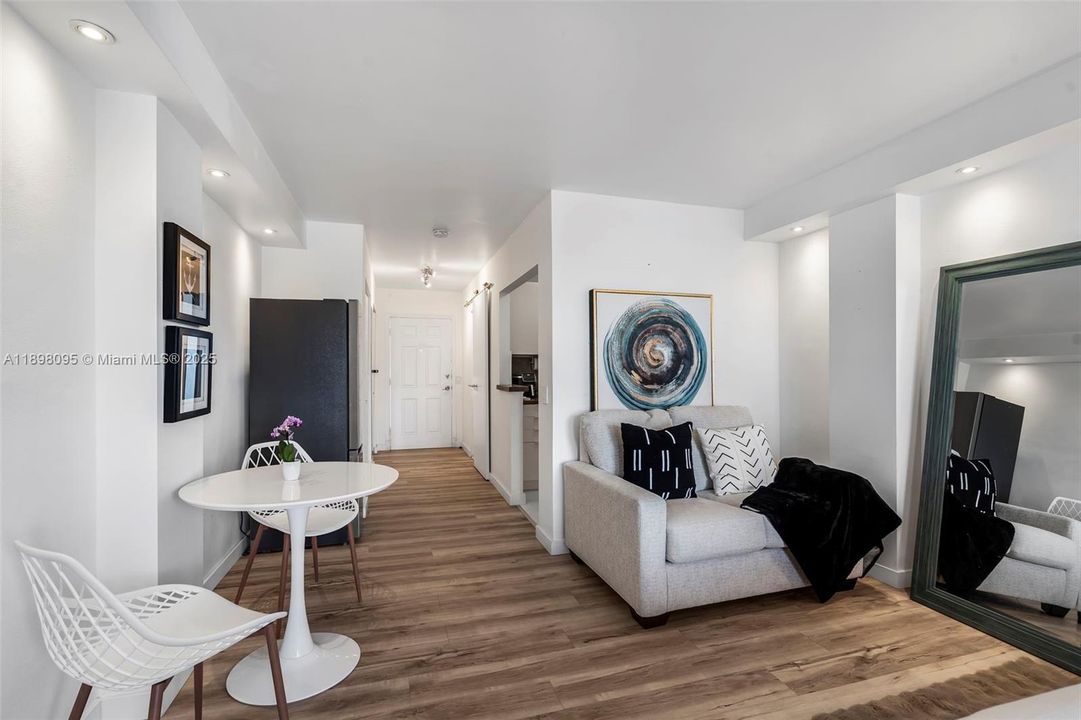 For Sale: $209,000 (0 beds, 1 baths, 444 Square Feet)