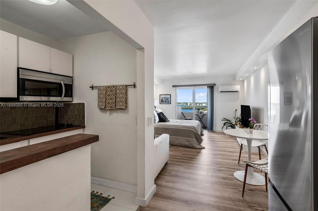 For Sale: $209,000 (0 beds, 1 baths, 444 Square Feet)