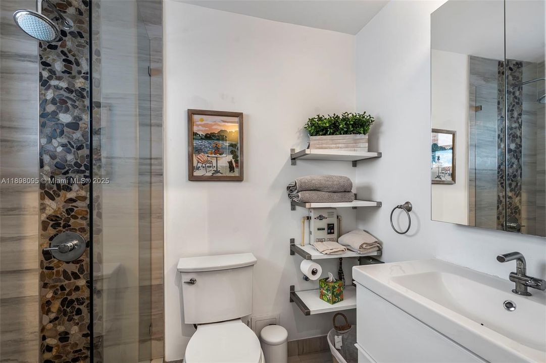 For Sale: $209,000 (0 beds, 1 baths, 444 Square Feet)