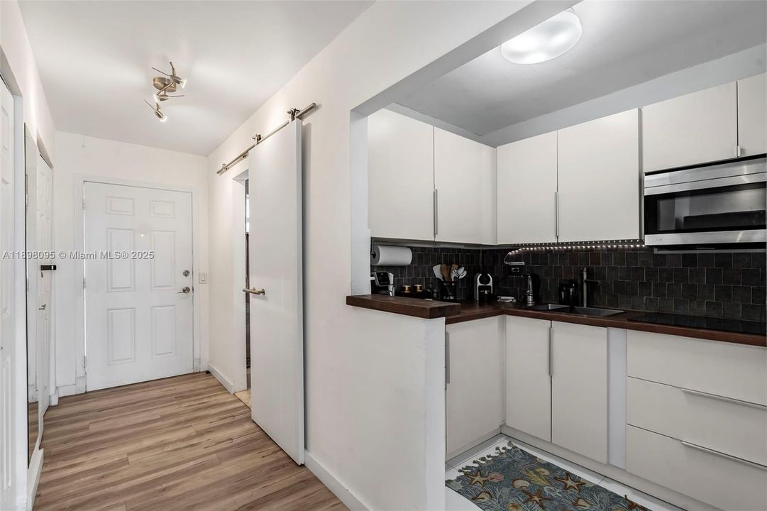 For Sale: $209,000 (0 beds, 1 baths, 444 Square Feet)