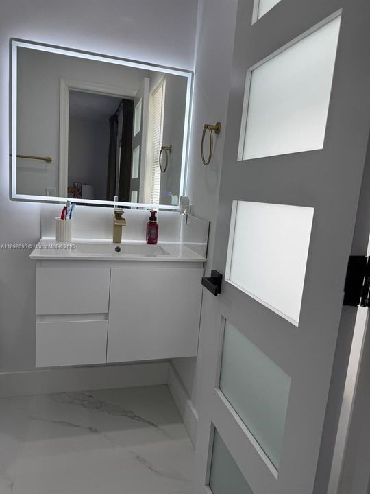 For Sale: $559,000 (3 beds, 2 baths, 1475 Square Feet)