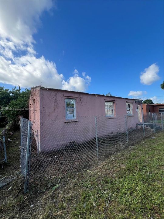 待售: $230,000 (0 贝兹, 0 浴室, 0 平方英尺)