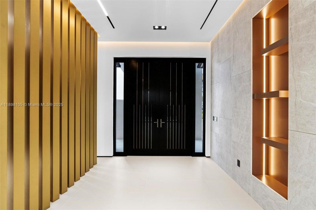 For Sale: $3,650,000 (4 beds, 5 baths, 3379 Square Feet)