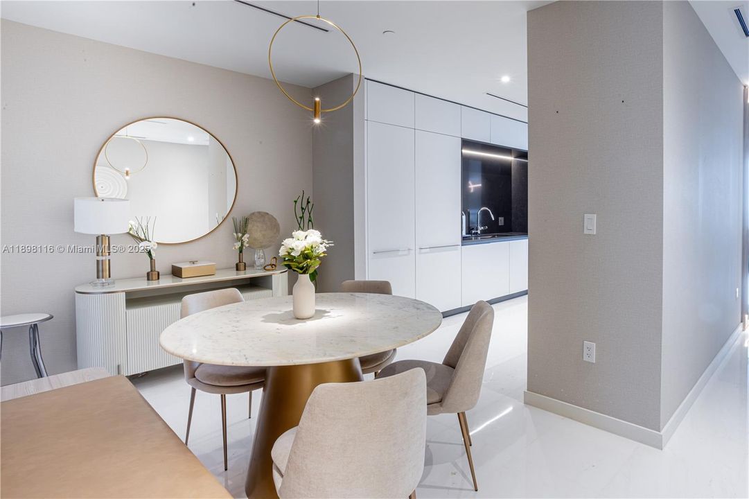 For Sale: $4,650,000 (3 beds, 4 baths, 2742 Square Feet)