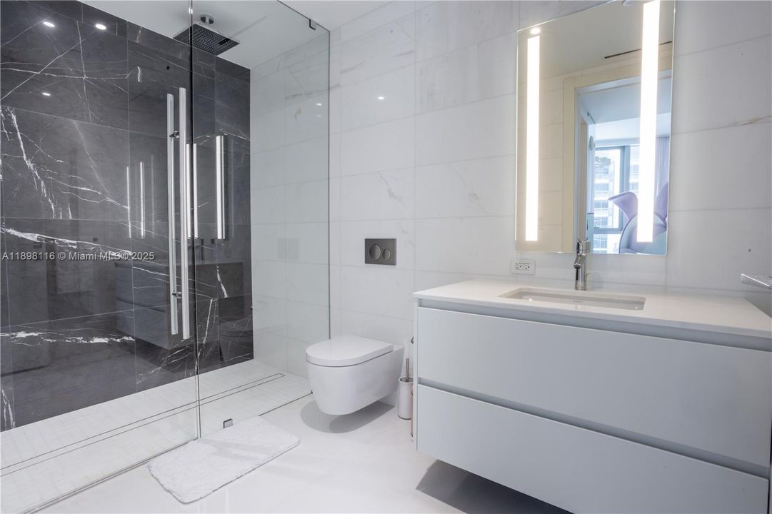 For Sale: $4,650,000 (3 beds, 4 baths, 2742 Square Feet)