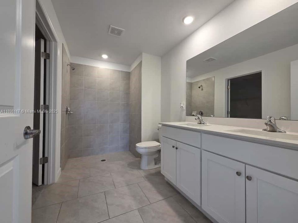 For Rent: $1,850 (3 beds, 2 baths, 0 Square Feet)