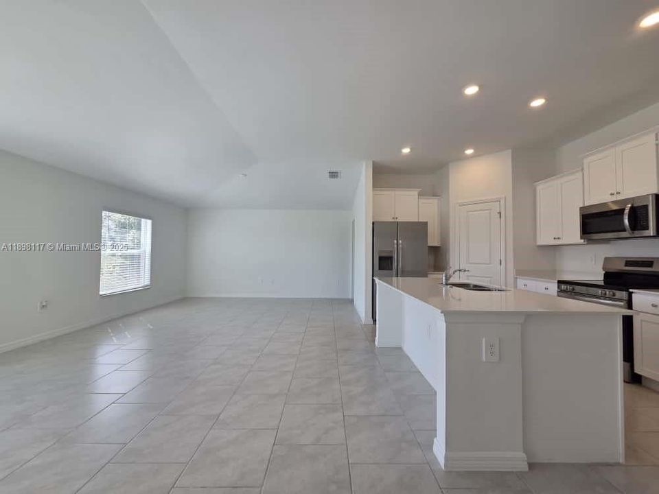 For Rent: $1,850 (3 beds, 2 baths, 0 Square Feet)