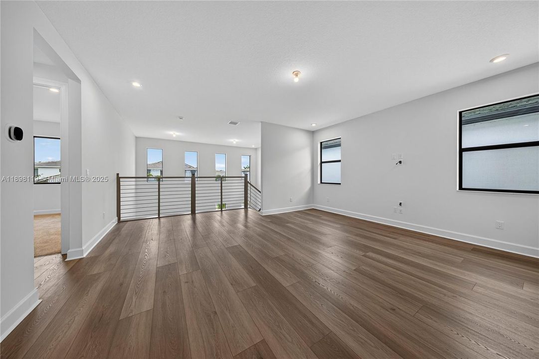 В аренду: $7,900 (4 спален, 3 ванн, 3748 Квадратных фут)