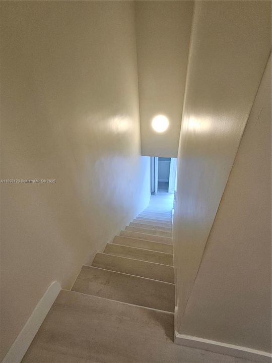 For Rent: $6,000 (3 beds, 2 baths, 1776 Square Feet)