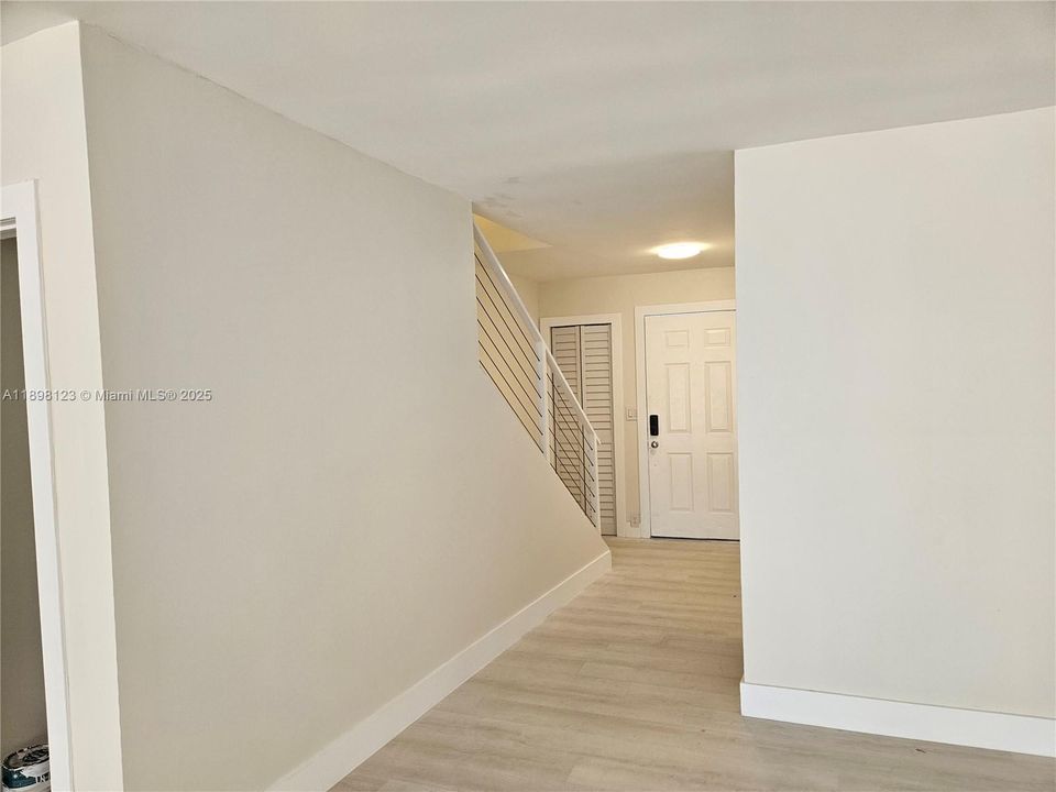 For Rent: $6,000 (3 beds, 2 baths, 1776 Square Feet)