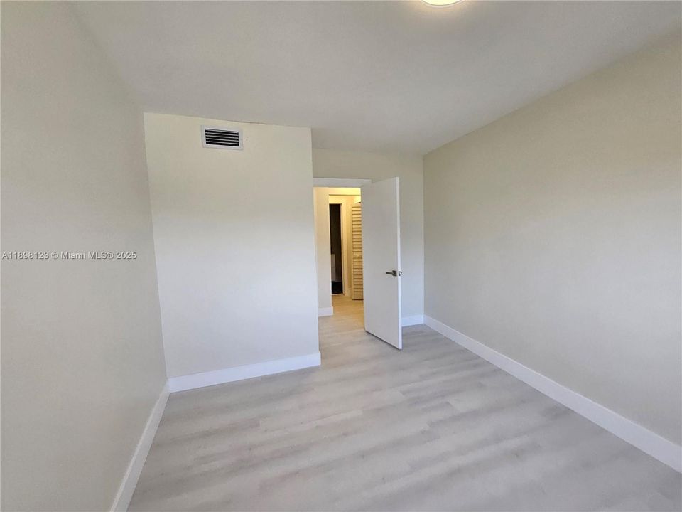 For Rent: $6,000 (3 beds, 2 baths, 1776 Square Feet)
