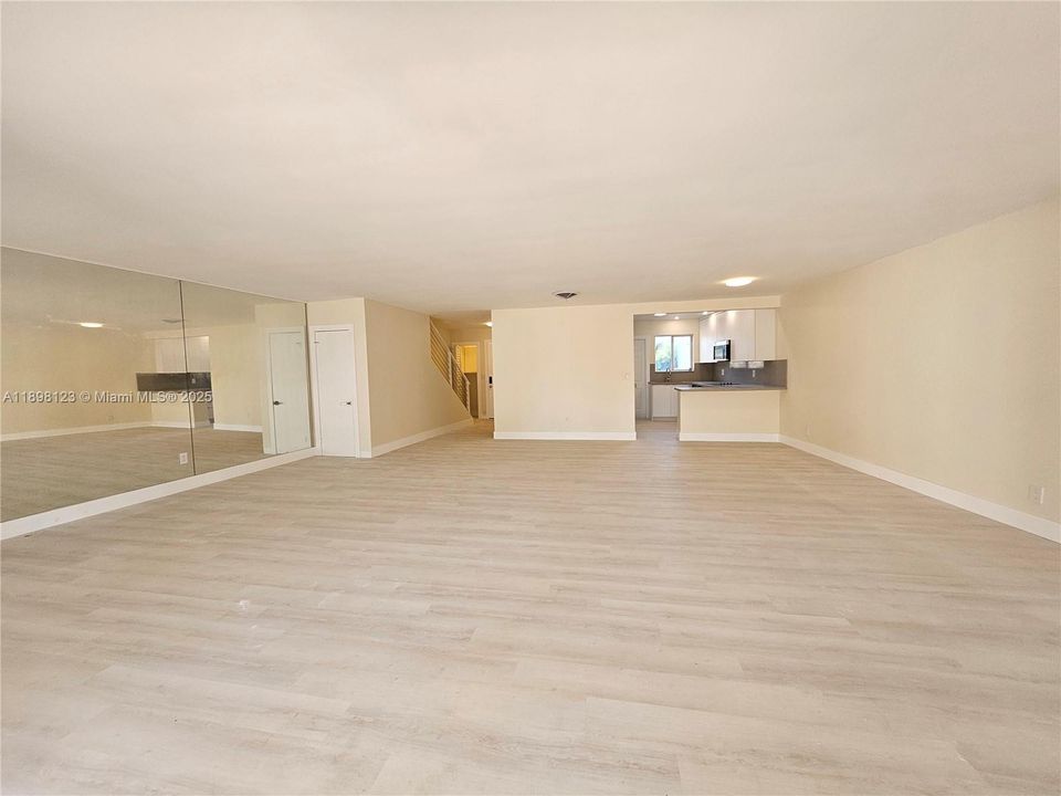 For Rent: $6,000 (3 beds, 2 baths, 1776 Square Feet)