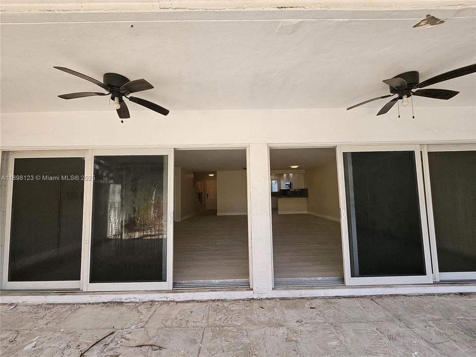 For Rent: $6,000 (3 beds, 2 baths, 1776 Square Feet)