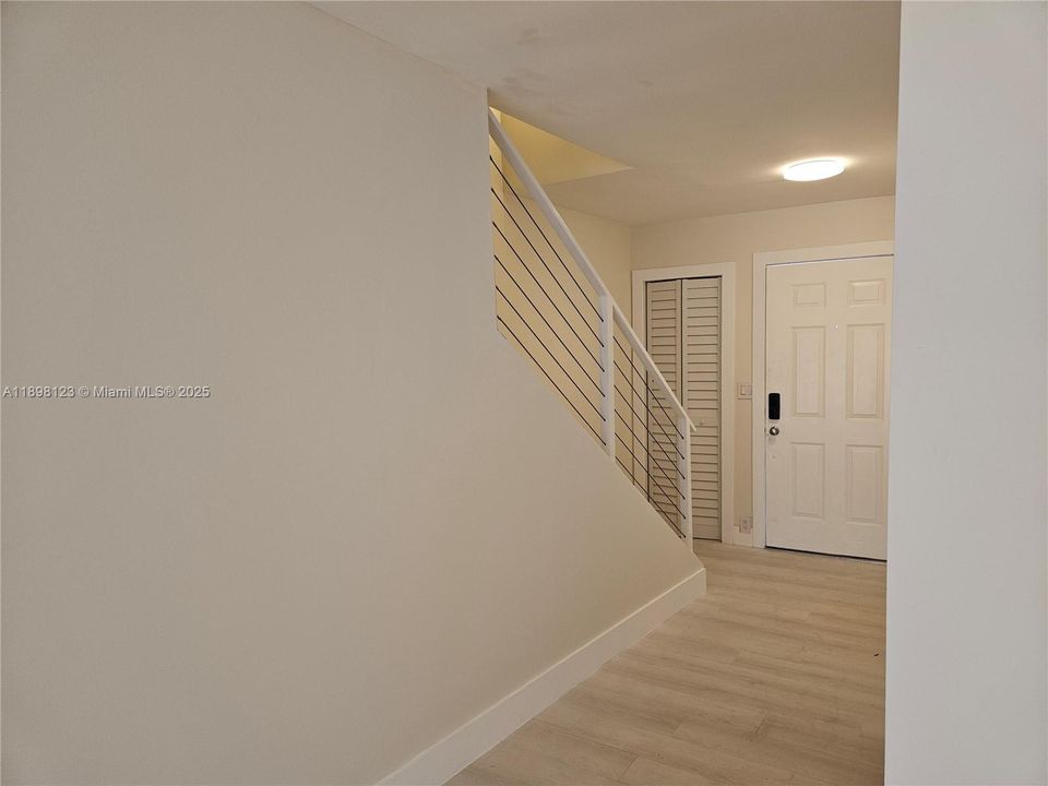 For Rent: $6,000 (3 beds, 2 baths, 1776 Square Feet)