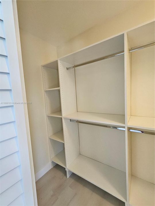 For Rent: $6,000 (3 beds, 2 baths, 1776 Square Feet)