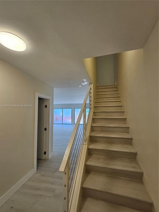 For Rent: $6,000 (3 beds, 2 baths, 1776 Square Feet)