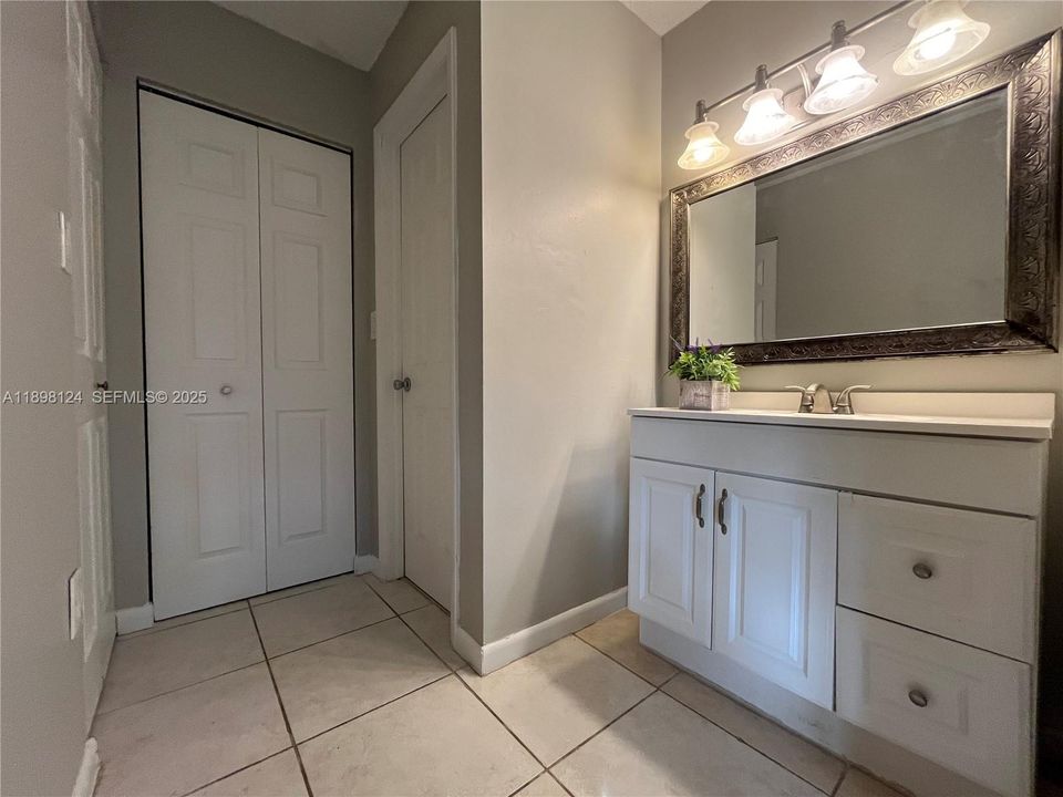 For Rent: $3,350 (3 beds, 2 baths, 1302 Square Feet)