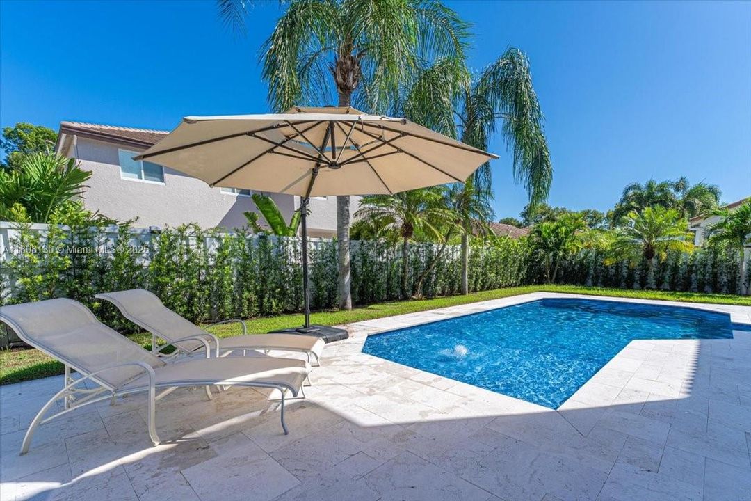 Active With Contract: $1,435,000 (5 beds, 3 baths, 3416 Square Feet)