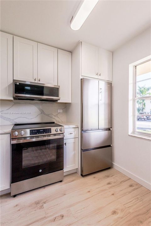 Recently Sold: $240,000 (1 beds, 1 baths, 630 Square Feet)