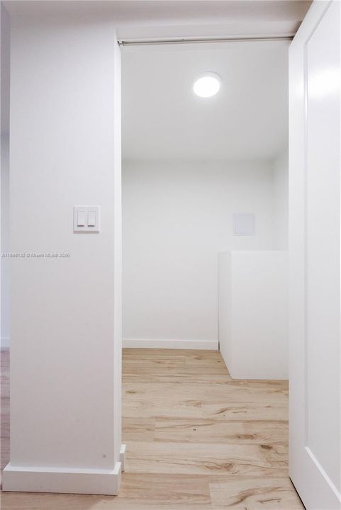 Recently Sold: $240,000 (1 beds, 1 baths, 630 Square Feet)