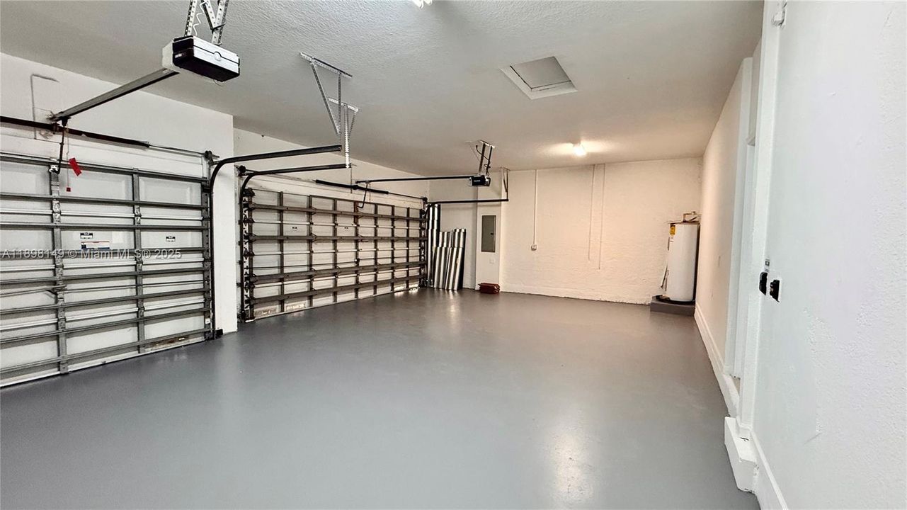 На продажу: $730,000 (4 спален, 2 ванн, 2290 Квадратных фут)