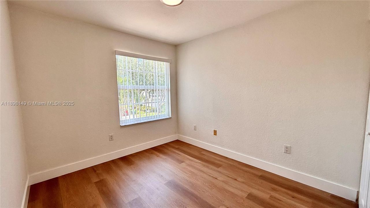 На продажу: $730,000 (4 спален, 2 ванн, 2290 Квадратных фут)