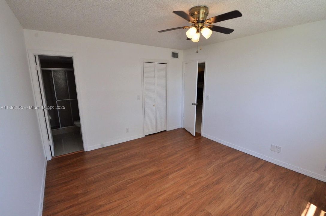 En Renta: $2,300 (2 camas, 2 baños, 840 Pies cuadrados)